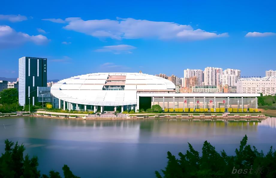 2024福建医科大学录取分数线：最低386分（含各专业录取最低分）