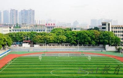 泸州医学院卫生学校招生专业有哪些?有医学检验技术专业吗?