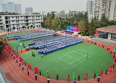 新民市职教中心靠谱吗 学校怎么样