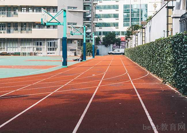 2023年泸州市护国中学班级如何设置