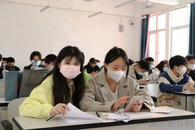 资阳市乐至中学网址是什么