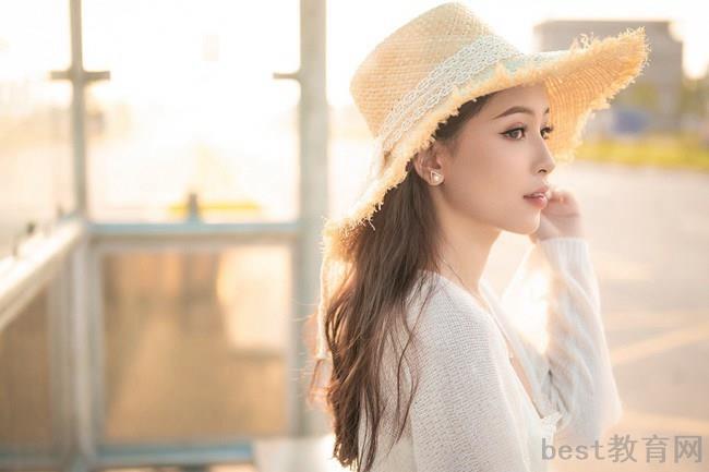 成都华大医药卫生学校2023年开设了什么专业